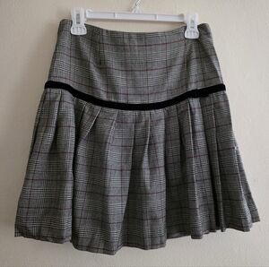 David N Vintage Plaid  Pleated Skirt Velvet Trimmed Sz 6 Gray Red Nwt